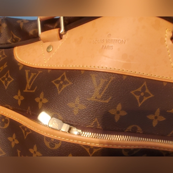 Authentic Louis Vuitton Large Monogram Rolling Duffel (Eole) - Picture 5 of 16
